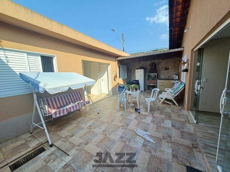 Casa à venda com 3 quartos, 97m² - Foto 8