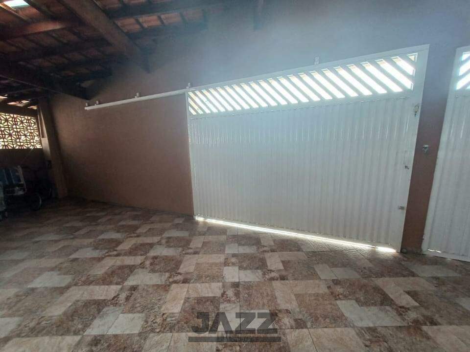 Casa à venda com 3 quartos, 97m² - Foto 2