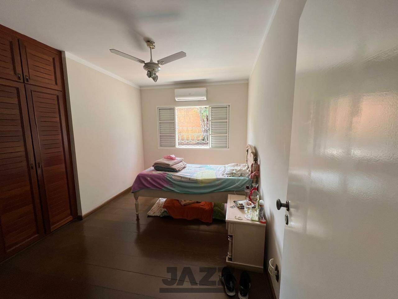 Casa de Condomínio à venda com 4 quartos, 400m² - Foto 16