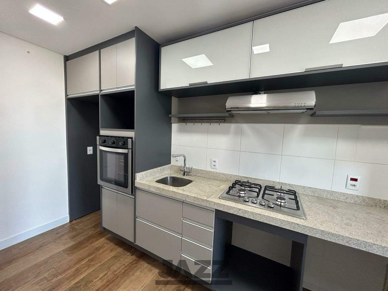 Apartamento para alugar com 2 quartos, 55m² - Foto 13