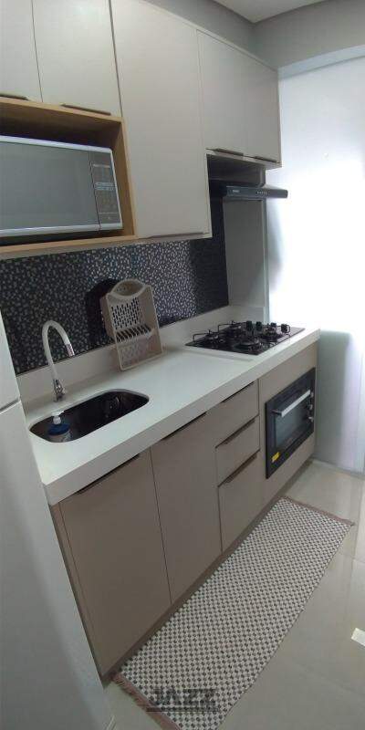 Apartamento à venda com 2 quartos, 48m² - Foto 4