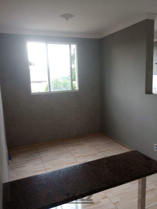 Apartamento à venda com 2 quartos, 45m² - Foto 3