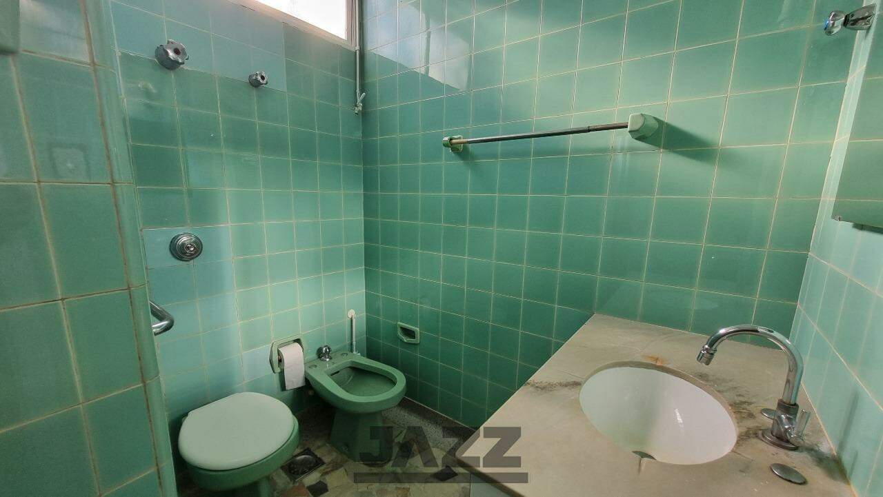 Apartamento para alugar com 3 quartos, 180m² - Foto 14