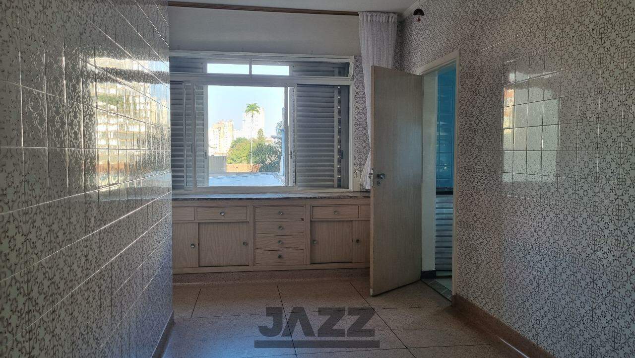 Apartamento para alugar com 3 quartos, 180m² - Foto 22