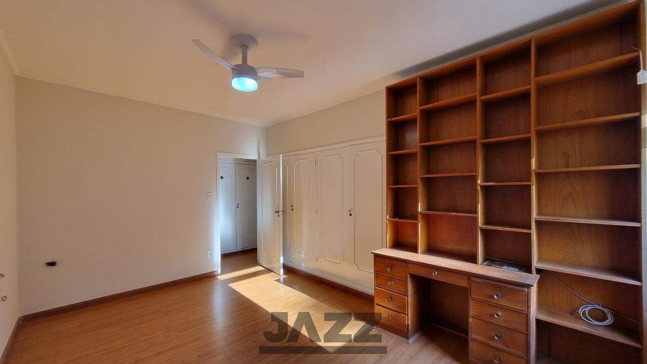 Apartamento para alugar com 3 quartos, 180m² - Foto 18