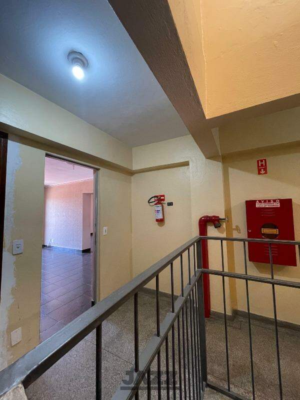 Apartamento à venda com 2 quartos, 57m² - Foto 16