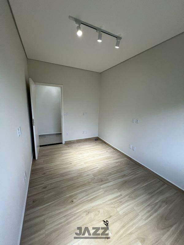 Casa à venda com 3 quartos, 120m² - Foto 9