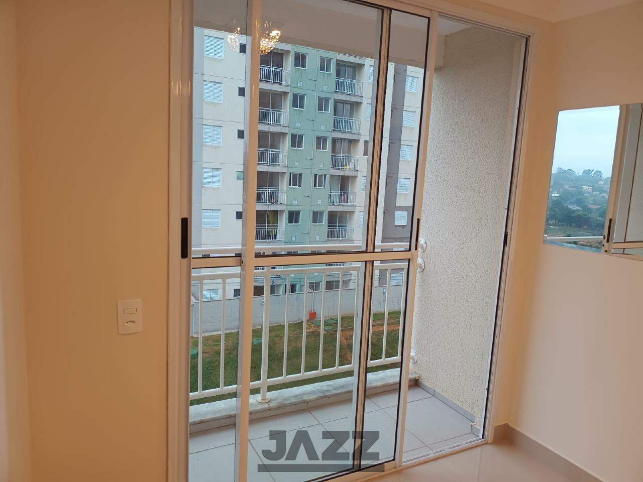 Apartamento à venda com 2 quartos, 44m² - Foto 4