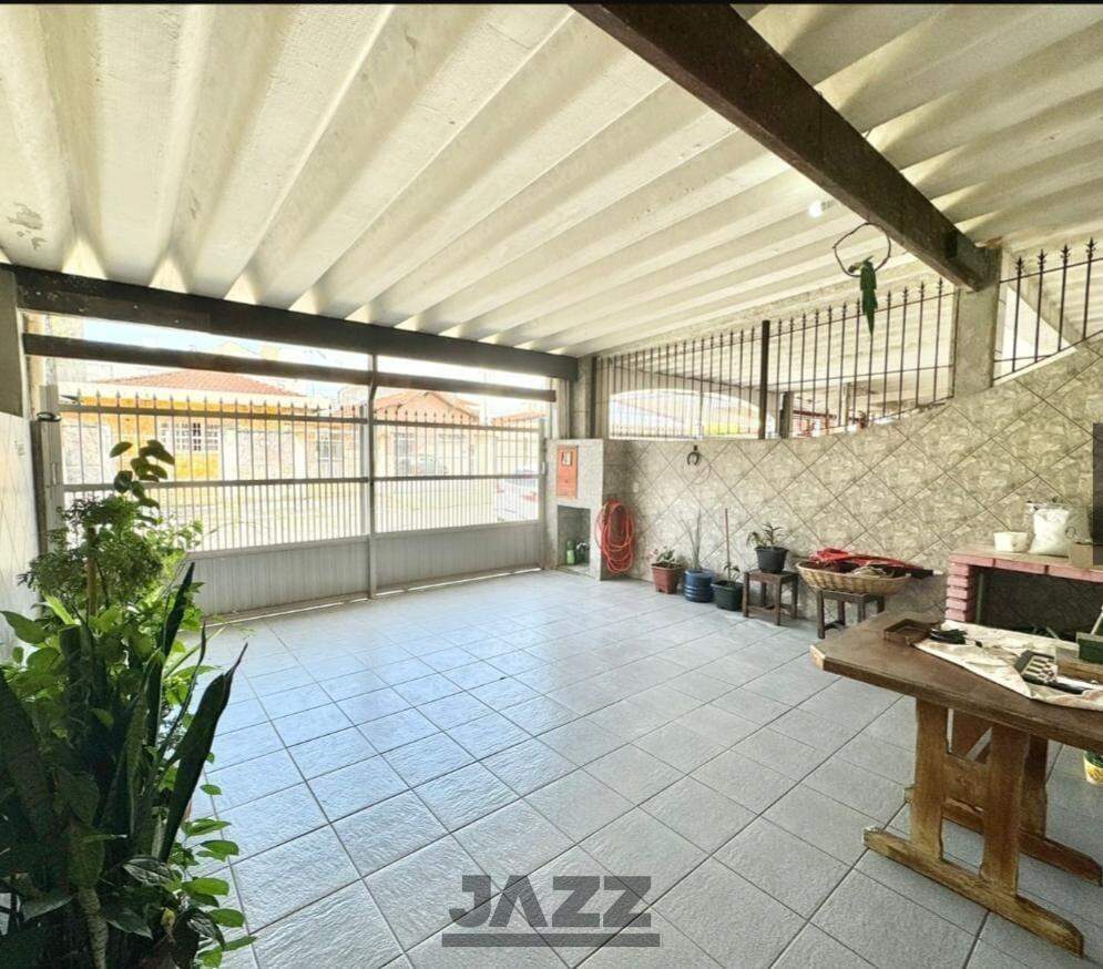 Casa à venda com 3 quartos, 84m² - Foto 17