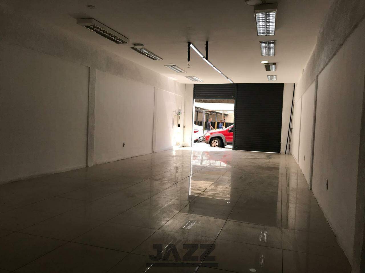 Depósito-Galpão-Armazém para alugar, 111m² - Foto 2