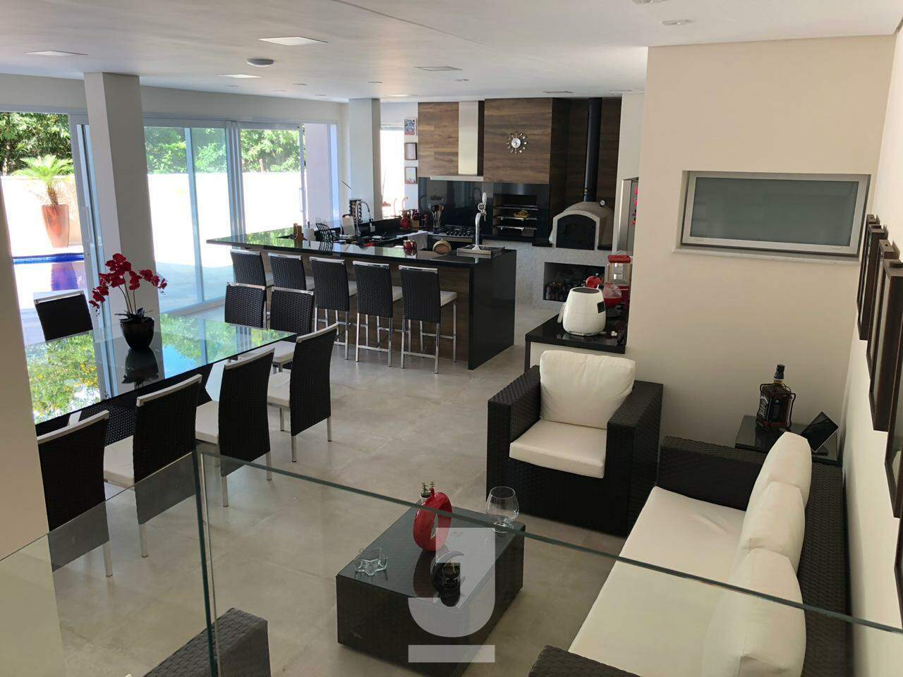 Casa de Condomínio para alugar com 4 quartos, 580m² - Foto 17