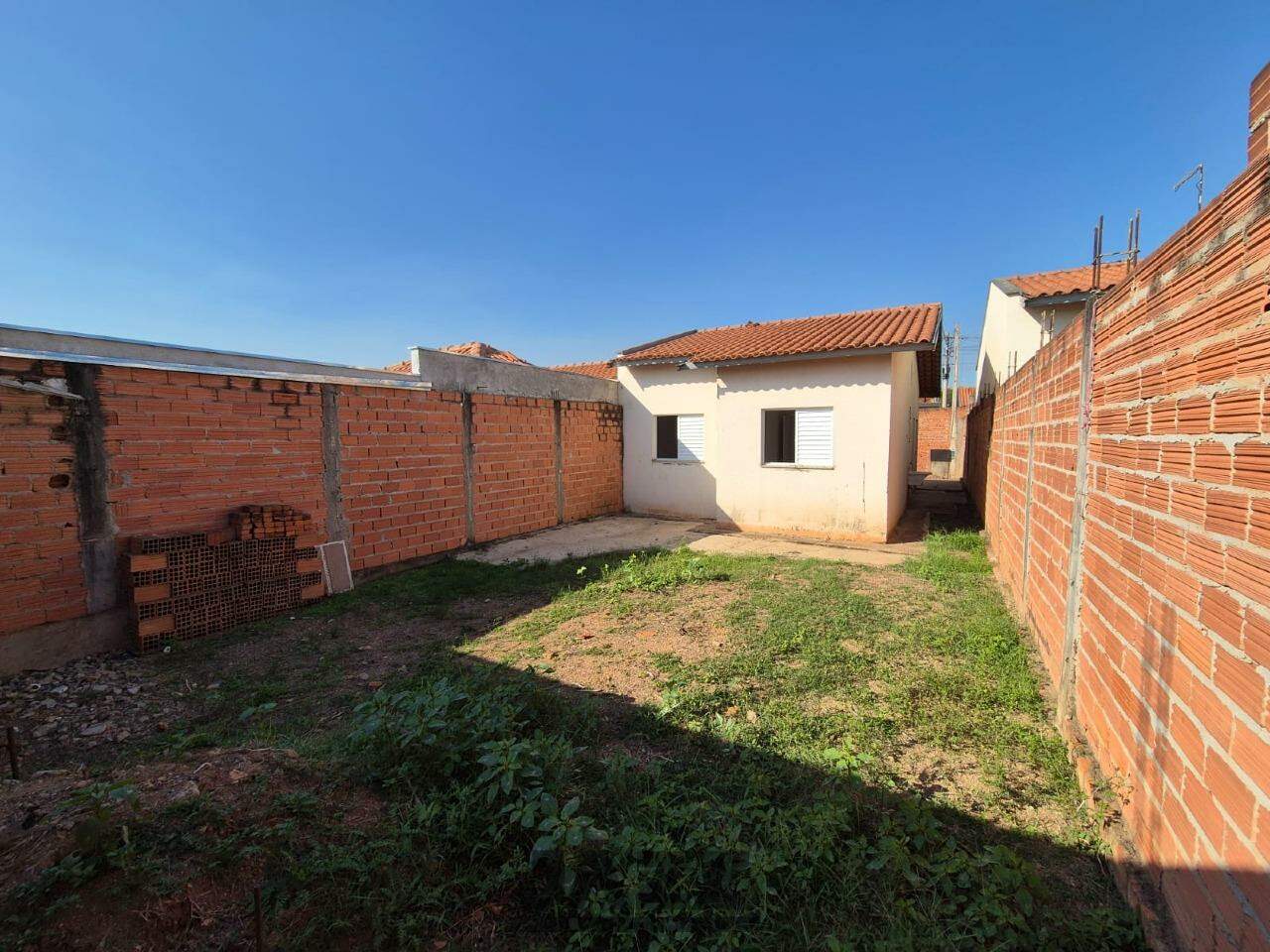 Casa à venda com 2 quartos, 52m² - Foto 22