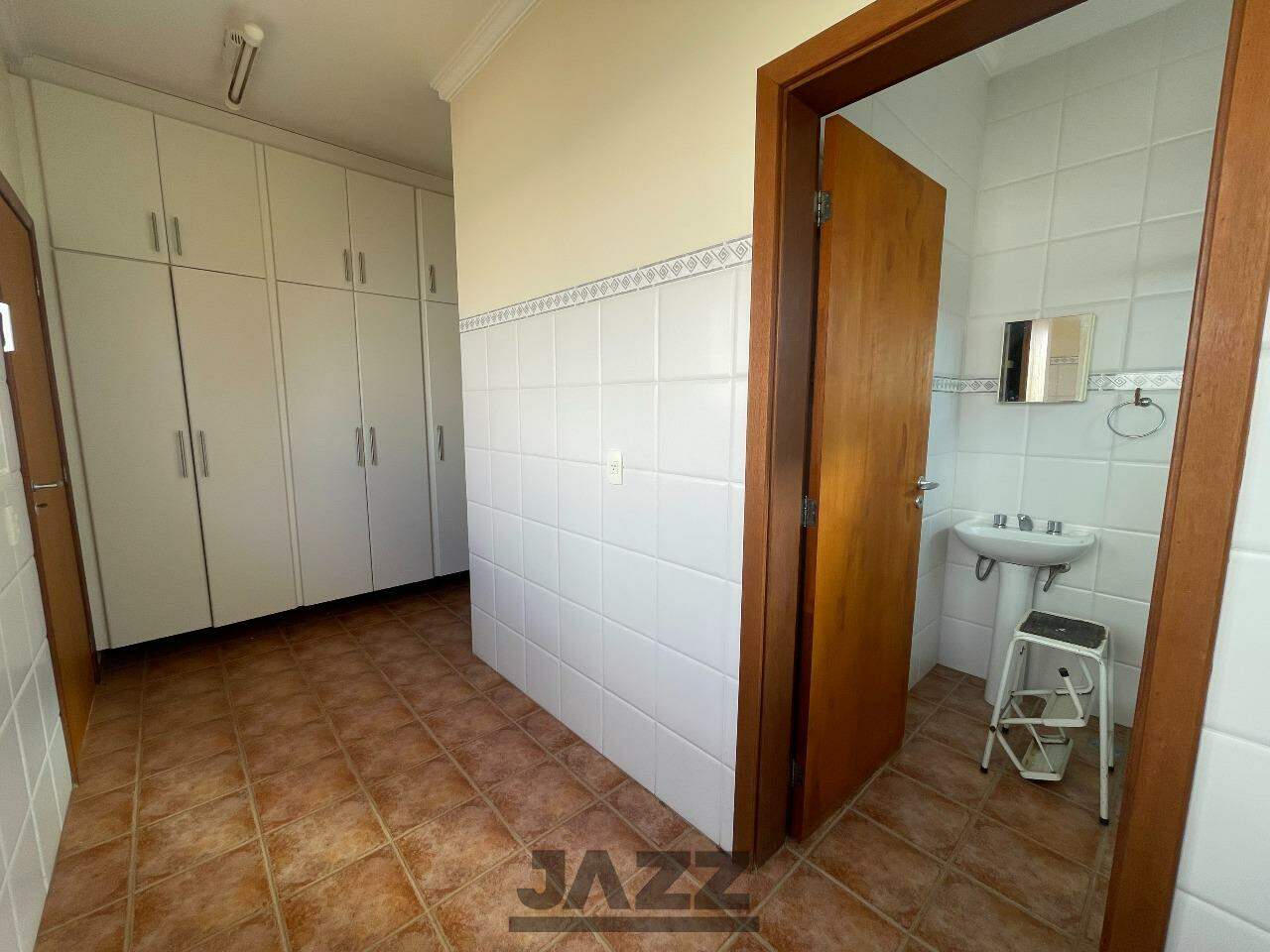 Casa de Condomínio à venda com 3 quartos, 319m² - Foto 18