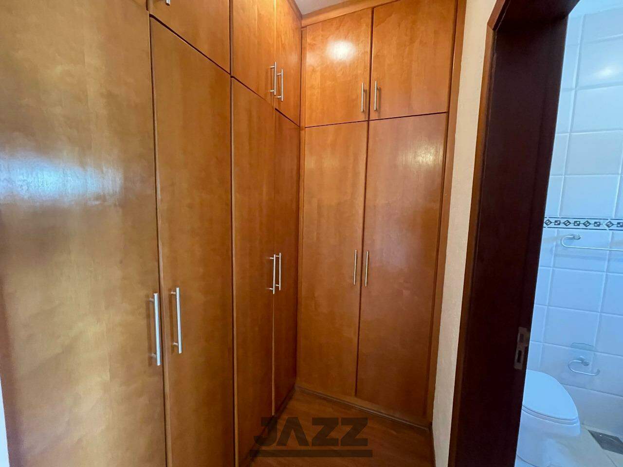 Casa de Condomínio para alugar com 3 quartos, 319m² - Foto 27