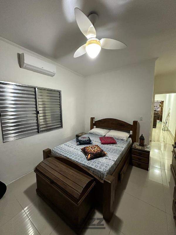 Casa à venda com 3 quartos, 150m² - Foto 18