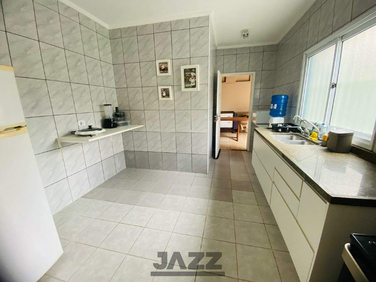 Casa à venda com 3 quartos, 170m² - Foto 16