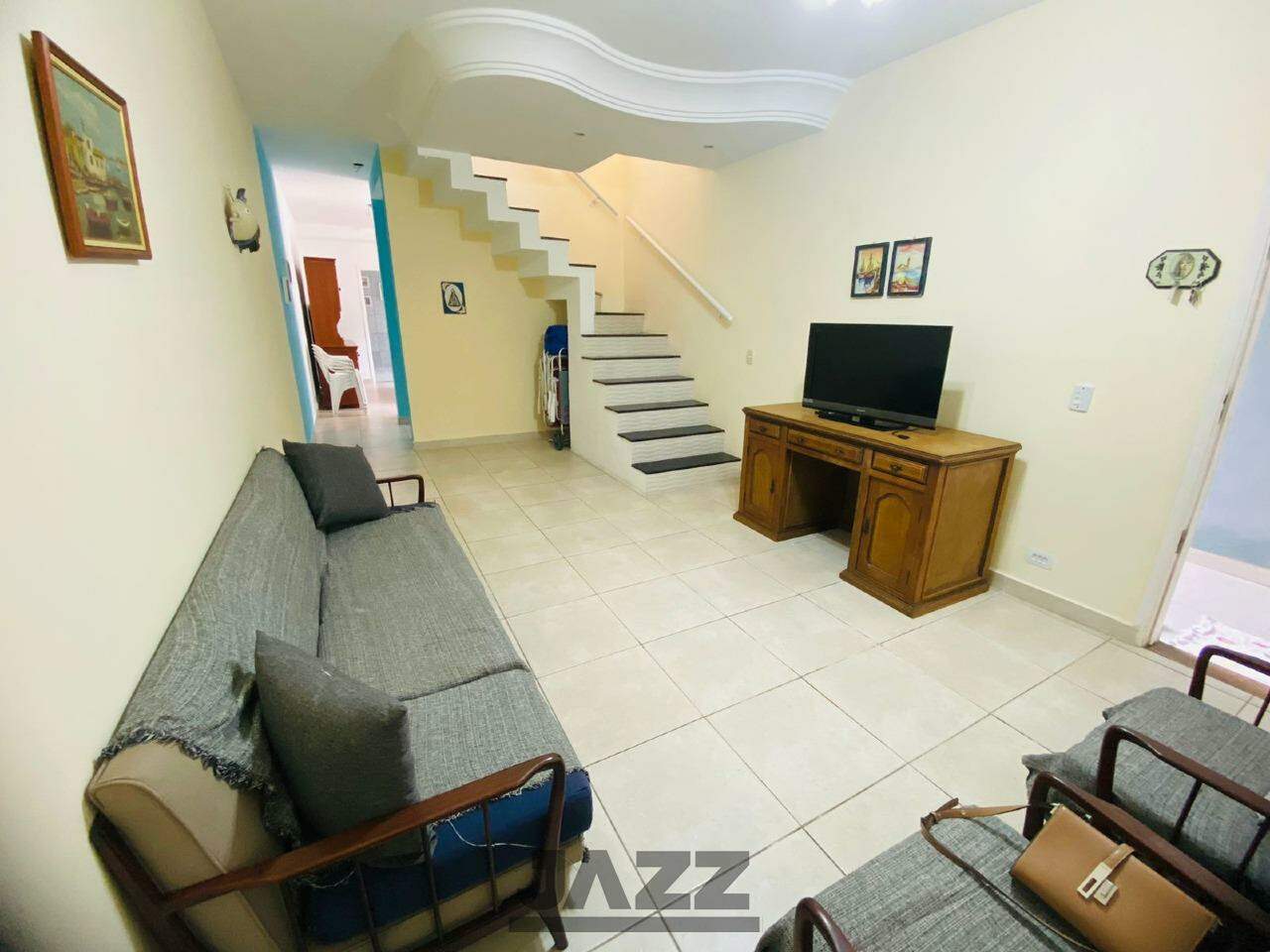 Casa à venda com 3 quartos, 170m² - Foto 1