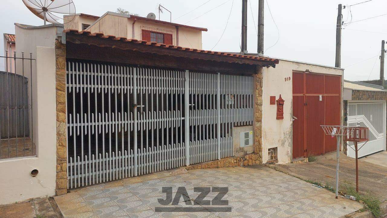 Casa à venda com 2 quartos, 85m² - Foto 1