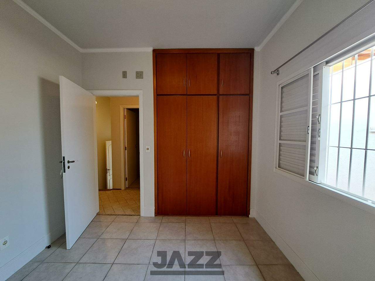 Casa de Condomínio para alugar com 3 quartos, 325m² - Foto 25