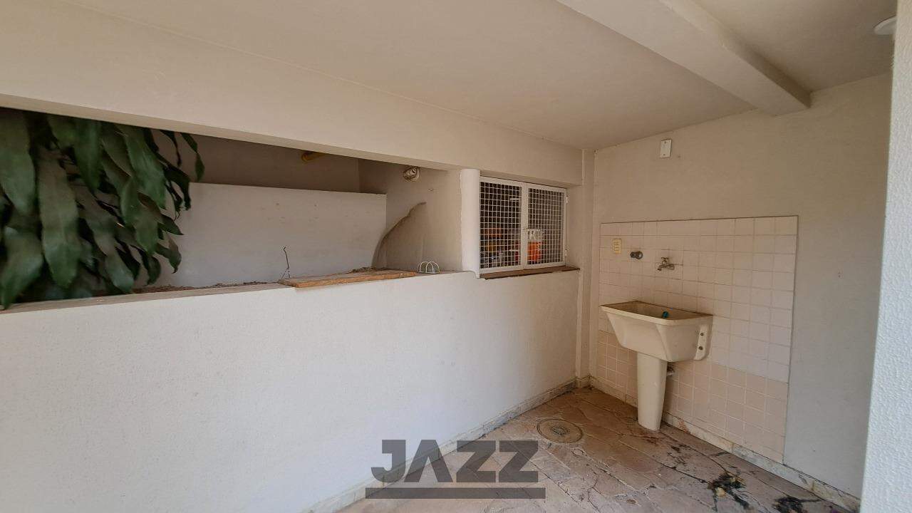 Casa de Condomínio para alugar com 3 quartos, 325m² - Foto 47