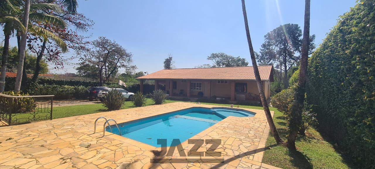 Fazenda à venda com 4 quartos, 220m² - Foto 1