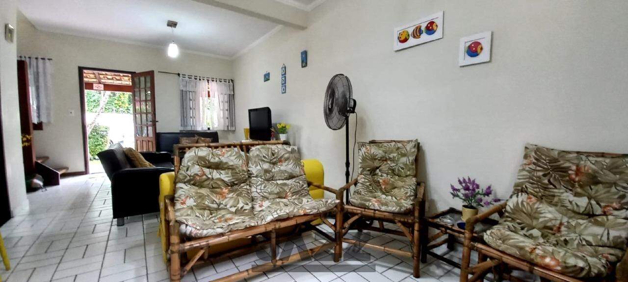 Casa de Condomínio à venda com 3 quartos, 98m² - Foto 4