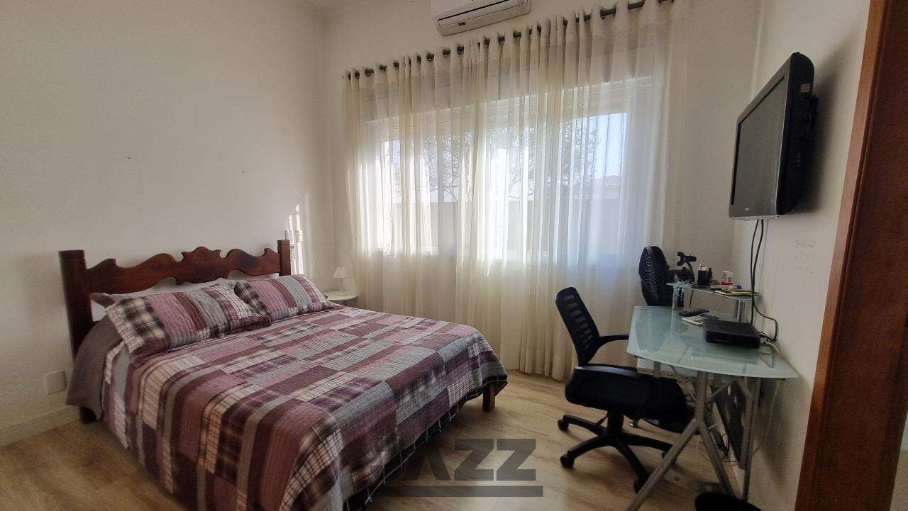 Casa de Condomínio à venda com 3 quartos, 320m² - Foto 46