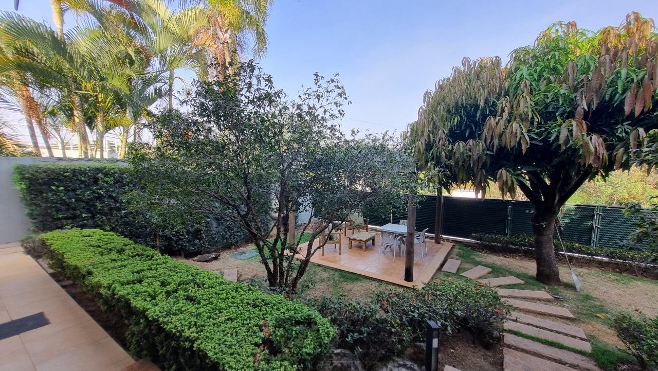 Casa de Condomínio à venda com 3 quartos, 320m² - Foto 22