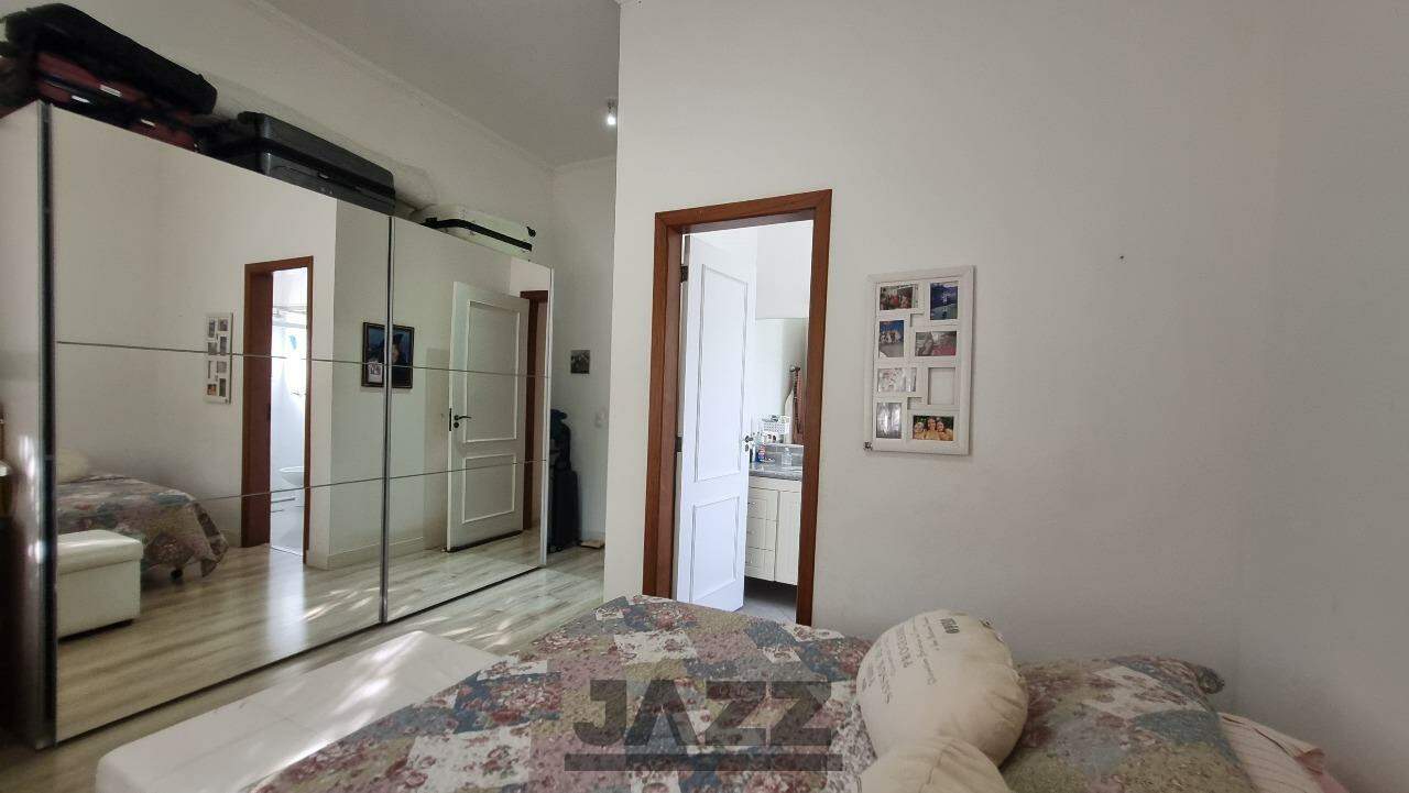 Casa de Condomínio à venda com 3 quartos, 320m² - Foto 41