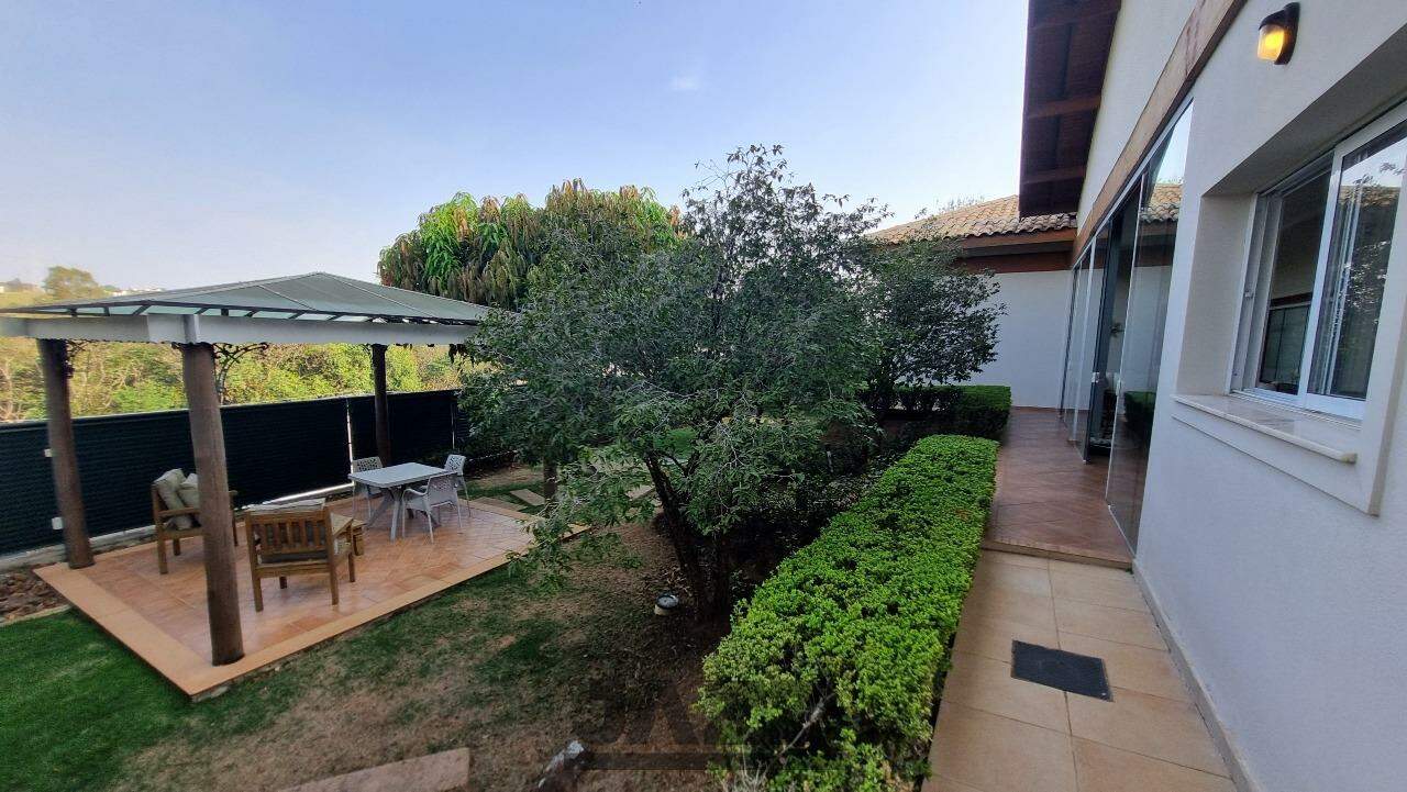 Casa de Condomínio à venda com 3 quartos, 320m² - Foto 29