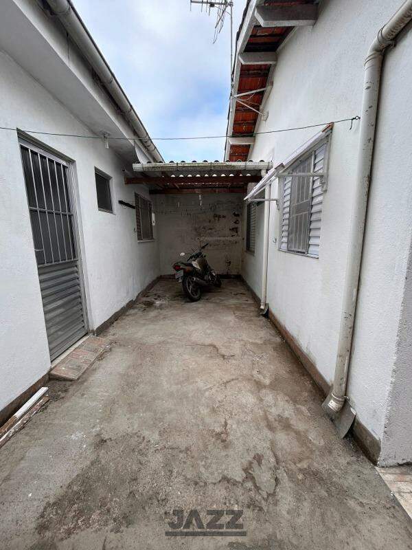 Casa à venda com 3 quartos, 120m² - Foto 7