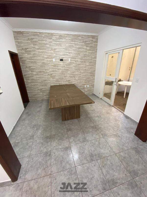 Casa à venda com 3 quartos, 281m² - Foto 4