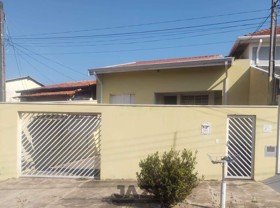 Casa à venda com 2 quartos, 113m² - Foto 9