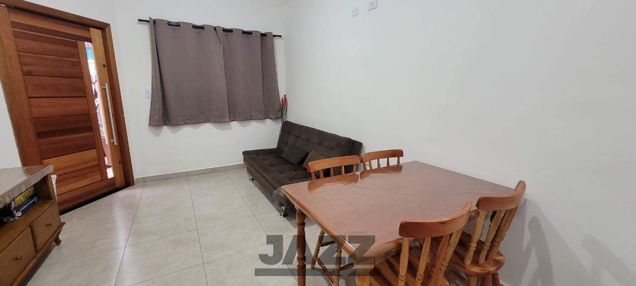 Casa à venda com 2 quartos, 145m² - Foto 2