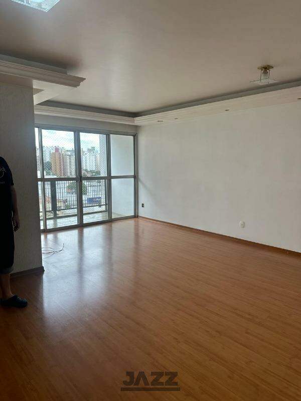 Apartamento para alugar com 3 quartos, 105m² - Foto 7