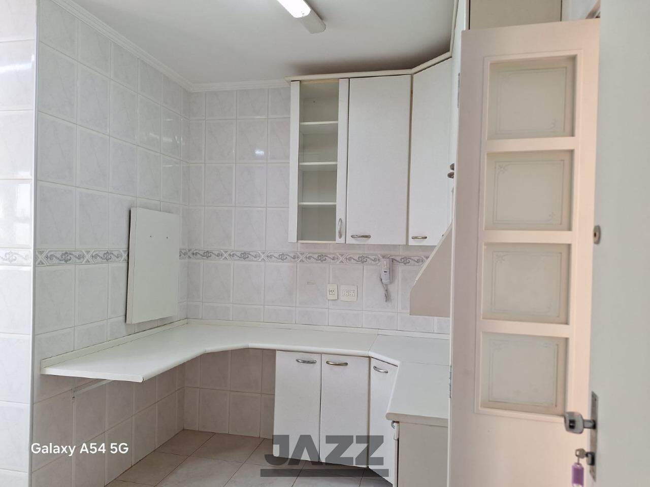 Apartamento para alugar com 3 quartos, 105m² - Foto 12