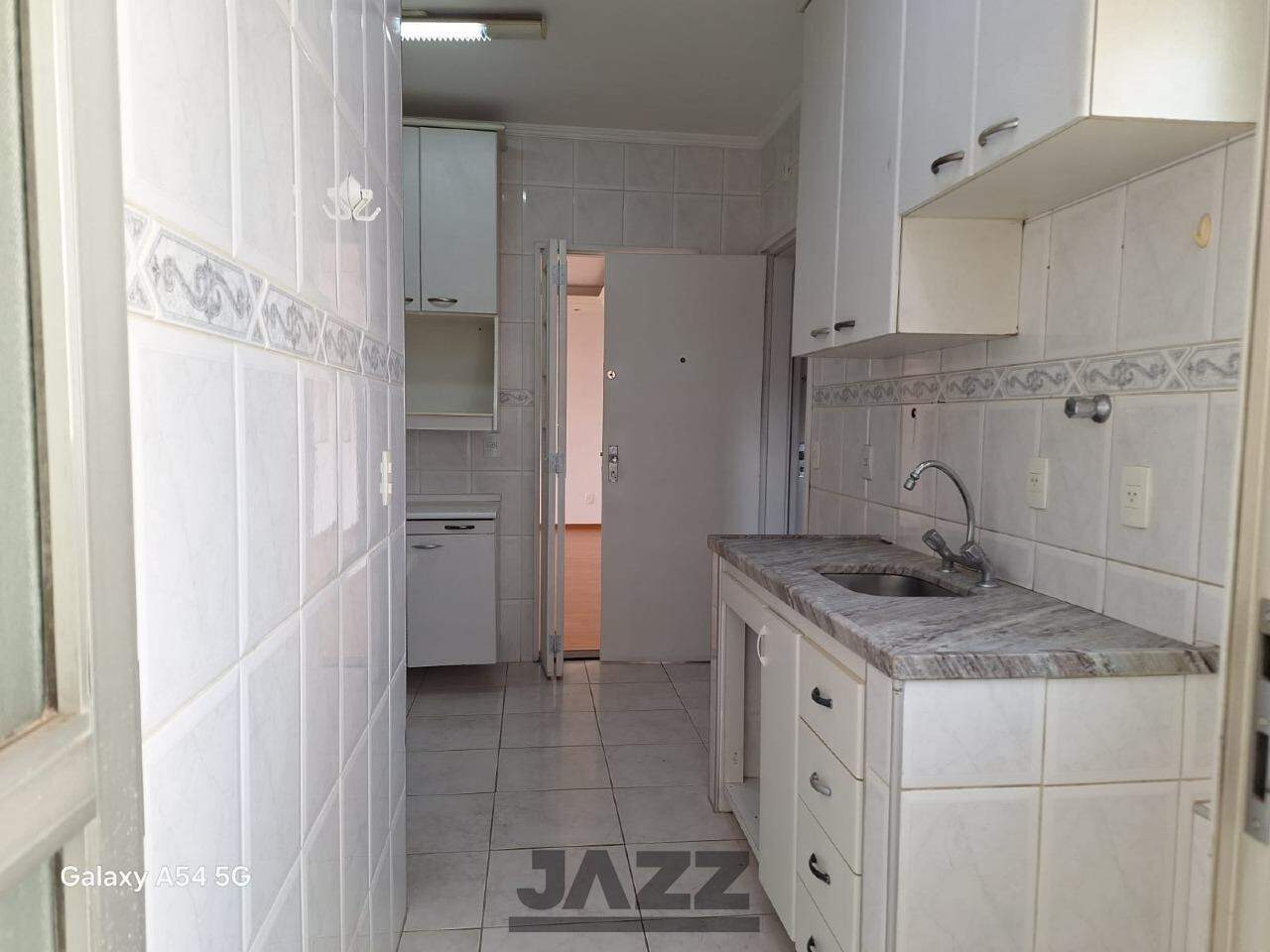 Apartamento para alugar com 3 quartos, 105m² - Foto 10