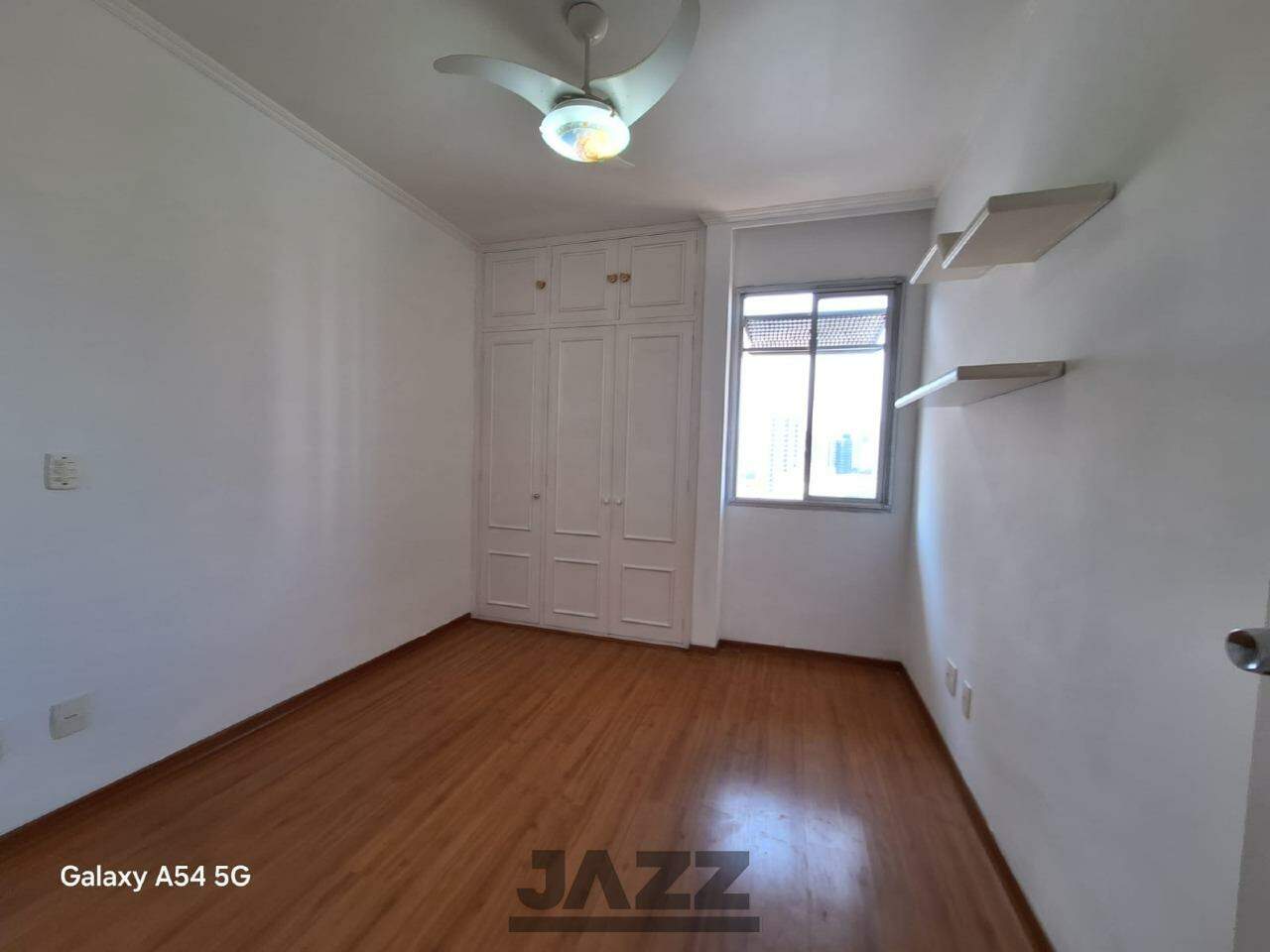 Apartamento para alugar com 3 quartos, 105m² - Foto 28