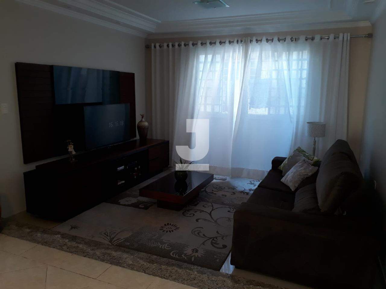 Casa para alugar com 4 quartos, 310m² - Foto 13