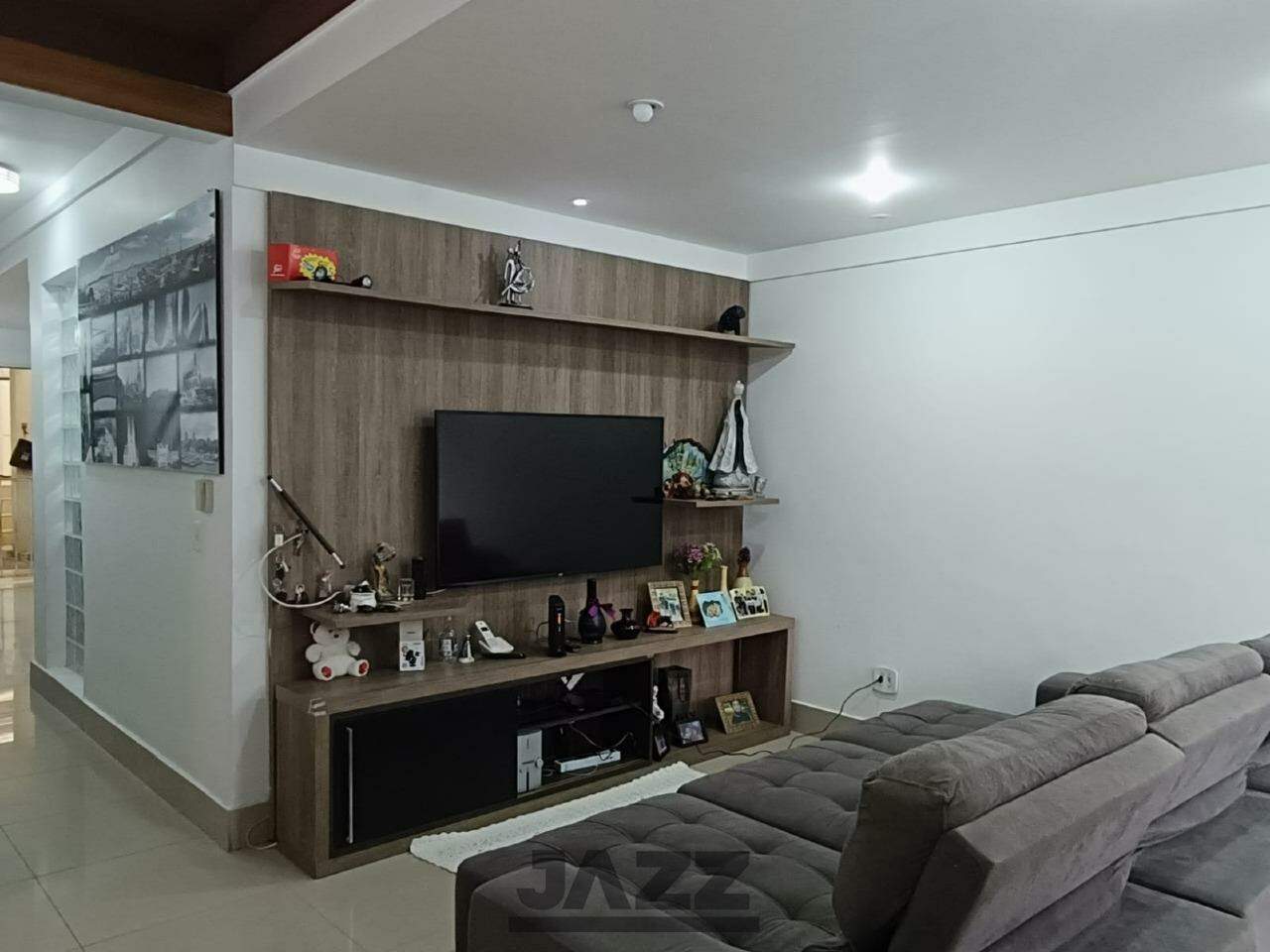 Casa à venda com 3 quartos, 231m² - Foto 6