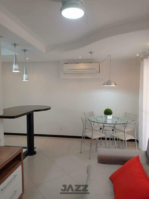 Apartamento à venda com 2 quartos, 60m² - Foto 33