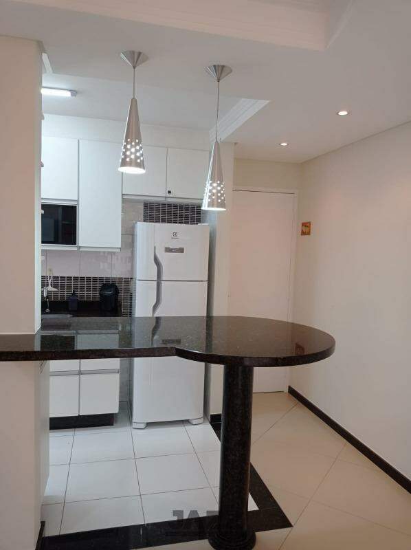 Apartamento à venda com 2 quartos, 60m² - Foto 26