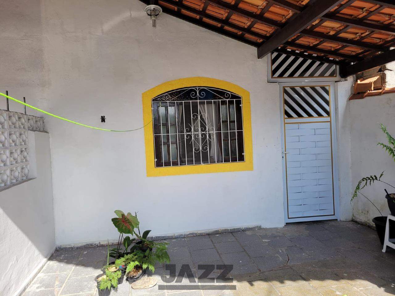 Casa à venda com 1 quarto, 81m² - Foto 2