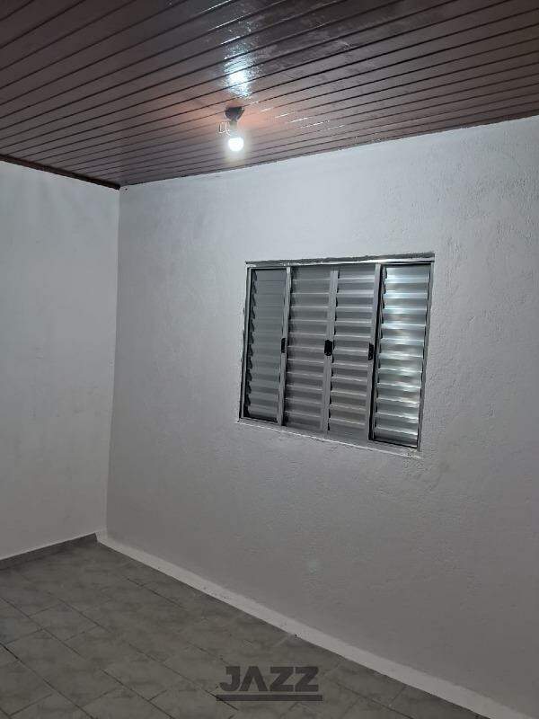 Casa à venda com 1 quarto, 81m² - Foto 11