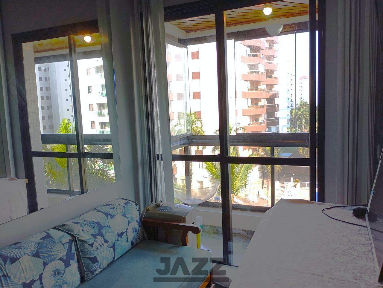 Apartamento para alugar com 2 quartos, 80m² - Foto 9