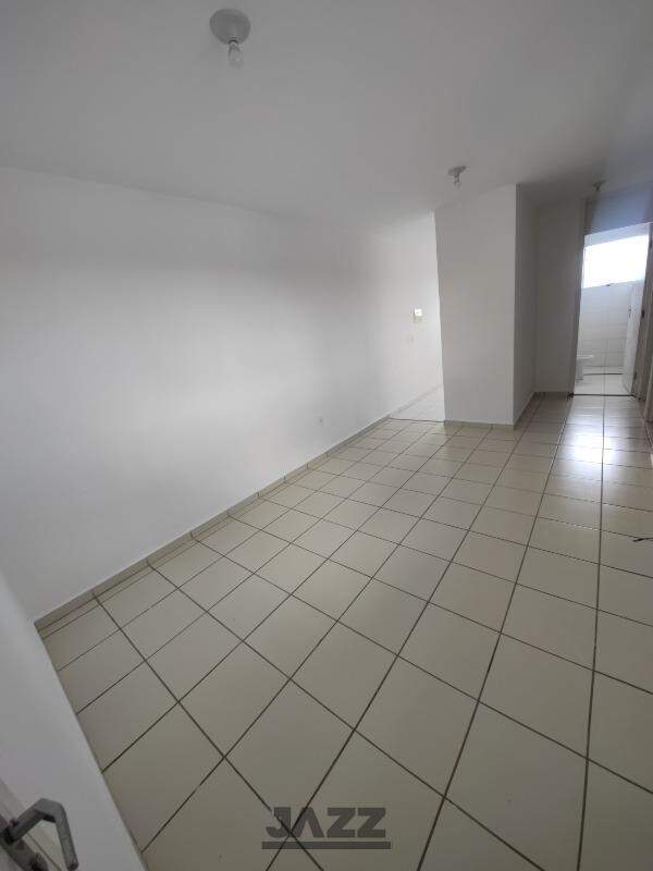 Apartamento à venda com 2 quartos, 44m² - Foto 2