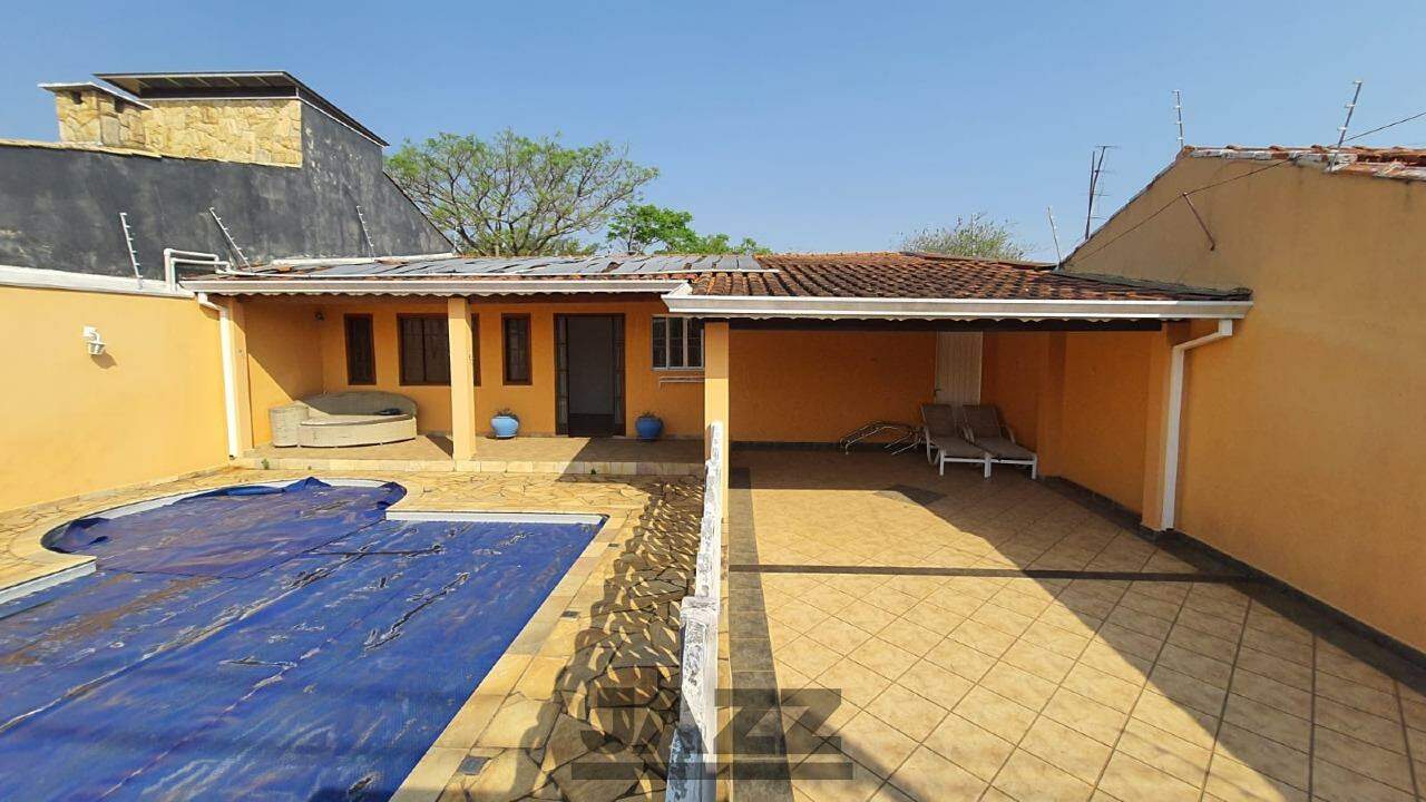 Casa à venda com 3 quartos, 177m² - Foto 14