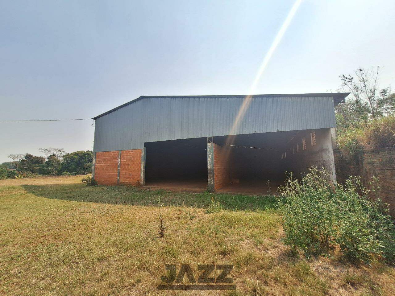 Fazenda à venda com 3 quartos, 220m² - Foto 42