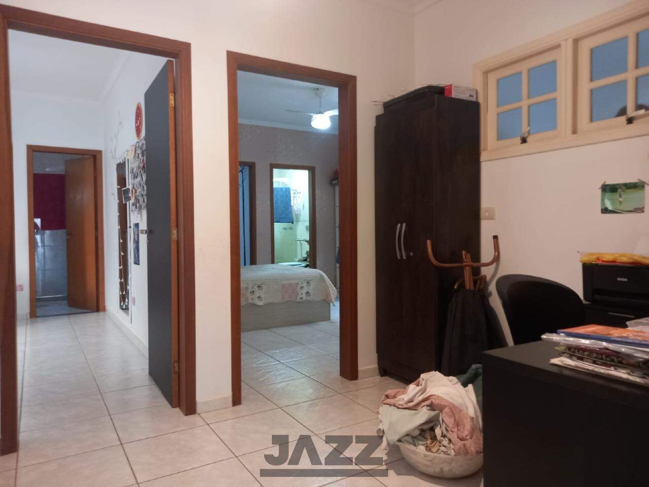 Casa à venda com 3 quartos, 200m² - Foto 18