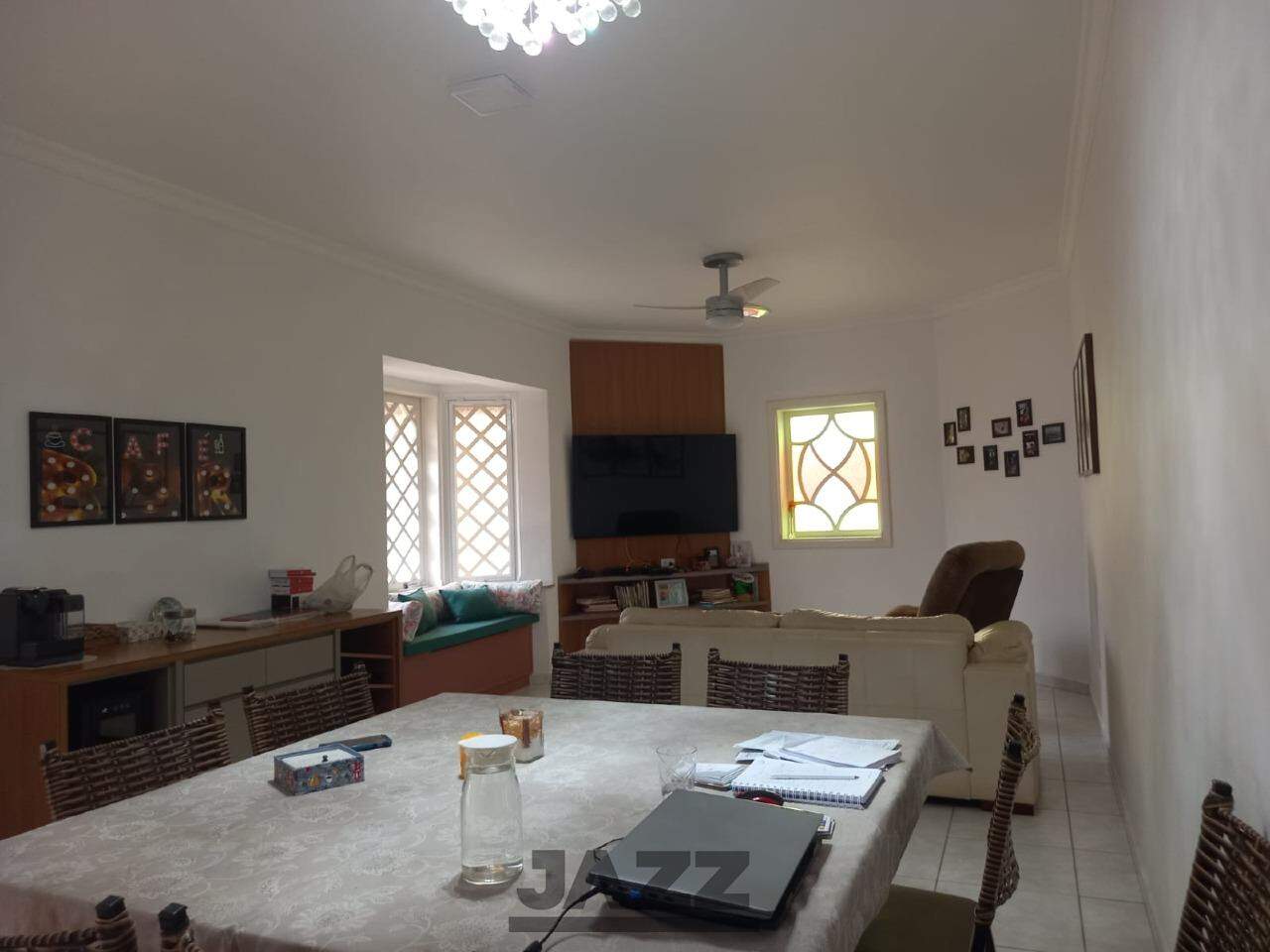 Casa à venda com 3 quartos, 200m² - Foto 14